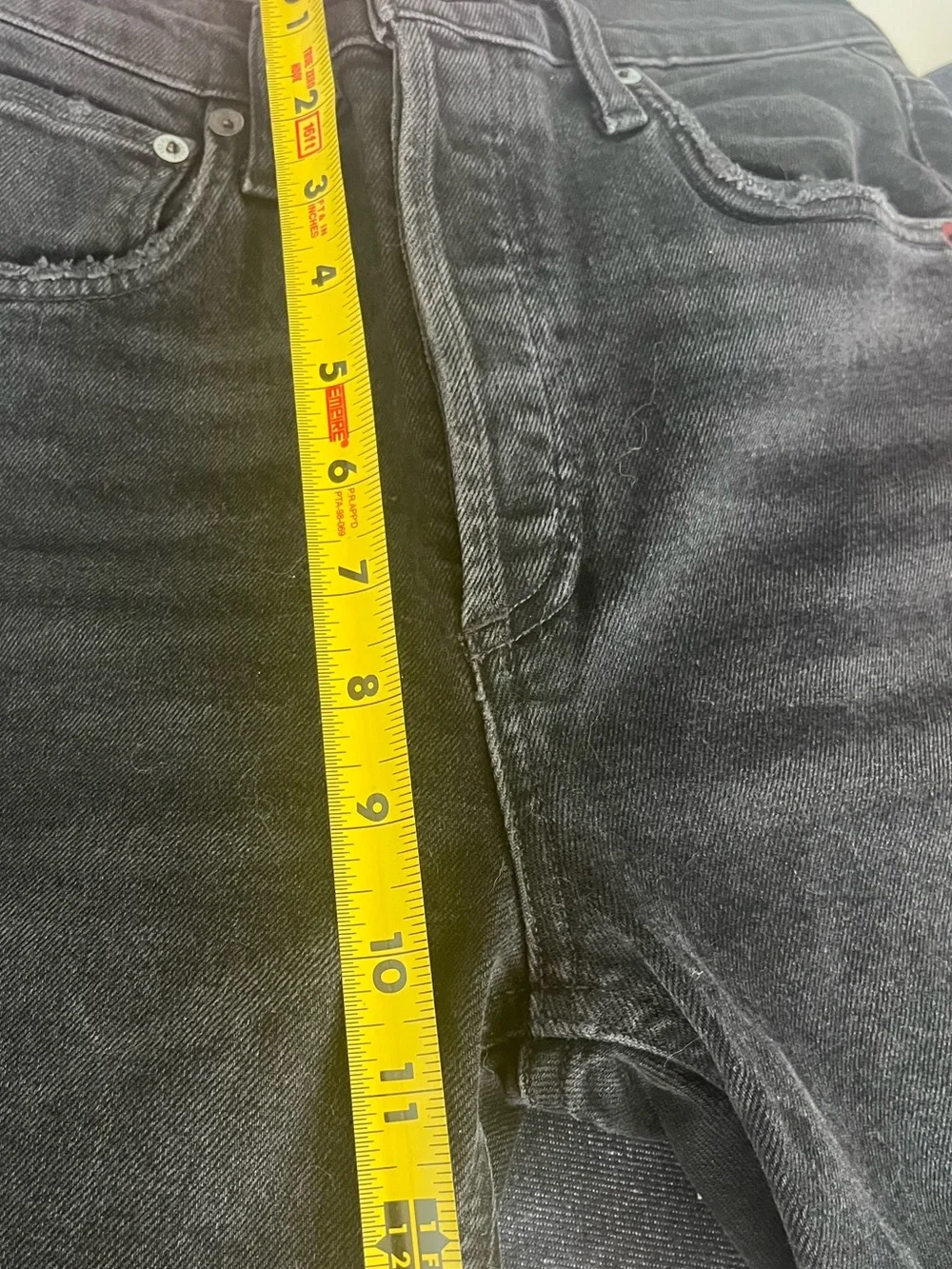 AGOLDE Riley Black High Rise Straight Crop Distressed Button Fly Jeans Size 24 - Picture 6 of 9